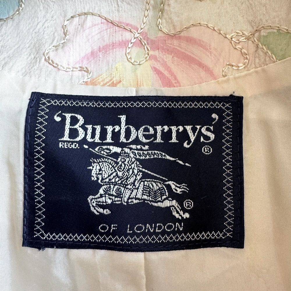 Burberry Hand-Painted Silk Floral Jacket Vintage 1990’s Size 8P - Picture 6 of 7